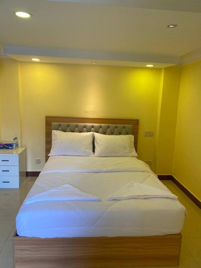 Soma Hotel Phnom Penh Exterior photo